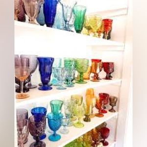 Like this listing to know when I go live for vintage home!!♥️♥️